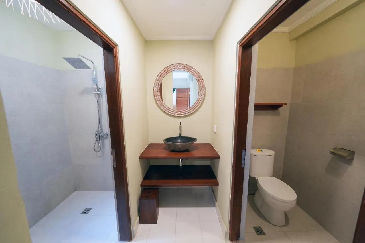 Villa Chandi 2 - Legian - Seminyak - 5 Bedroom 4 Bathroom Villa - Great Location !