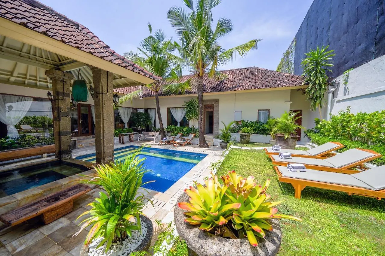 Villa Chandi 2 - Legian - Seminyak - 5 Bedroom 4 Bathroom Villa - Great Location !  Seminyak (Bali)