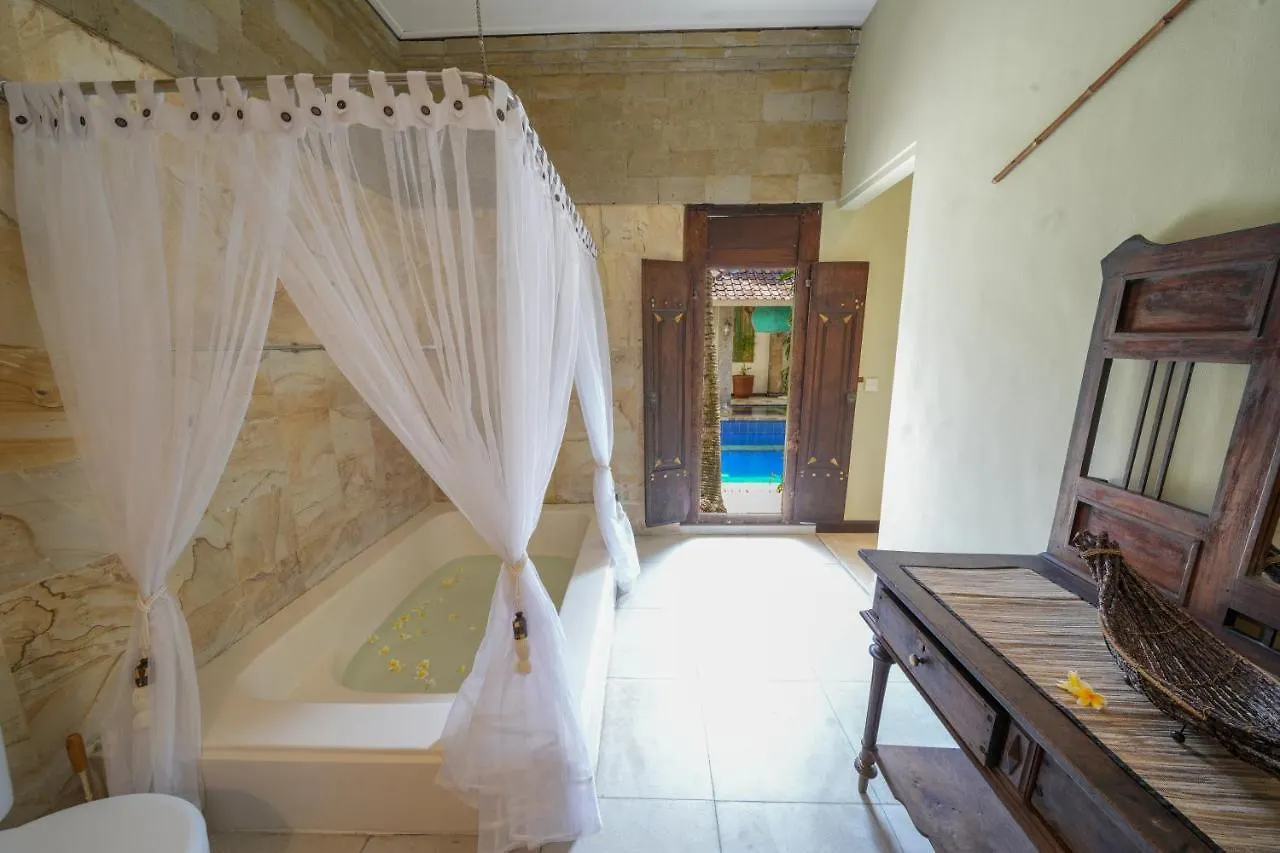Villa Chandi 2 - Legian - Seminyak - 5 Bedroom 4 Bathroom Villa - Great Location ! Indonesia